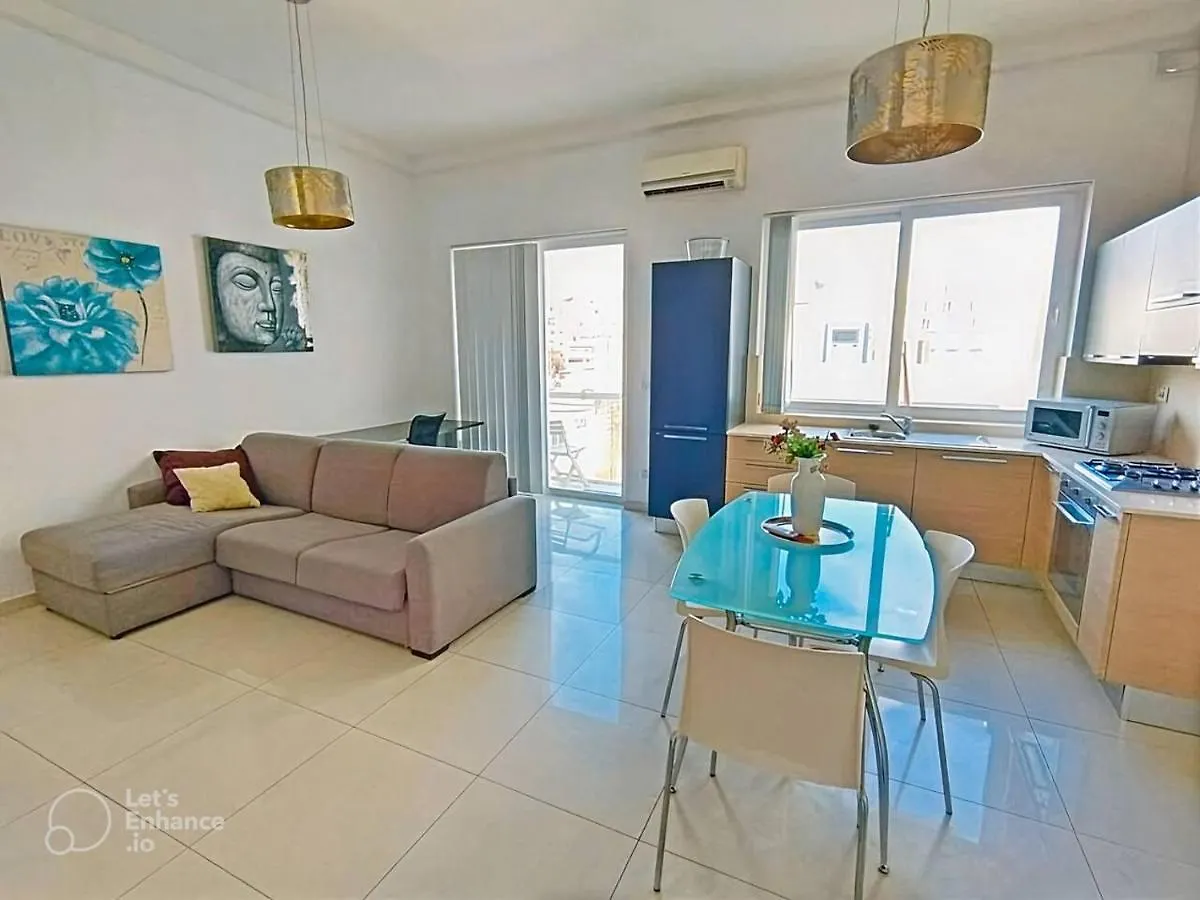 Remarkable 2-Bed Apartment In St Julians Сент Джулианс