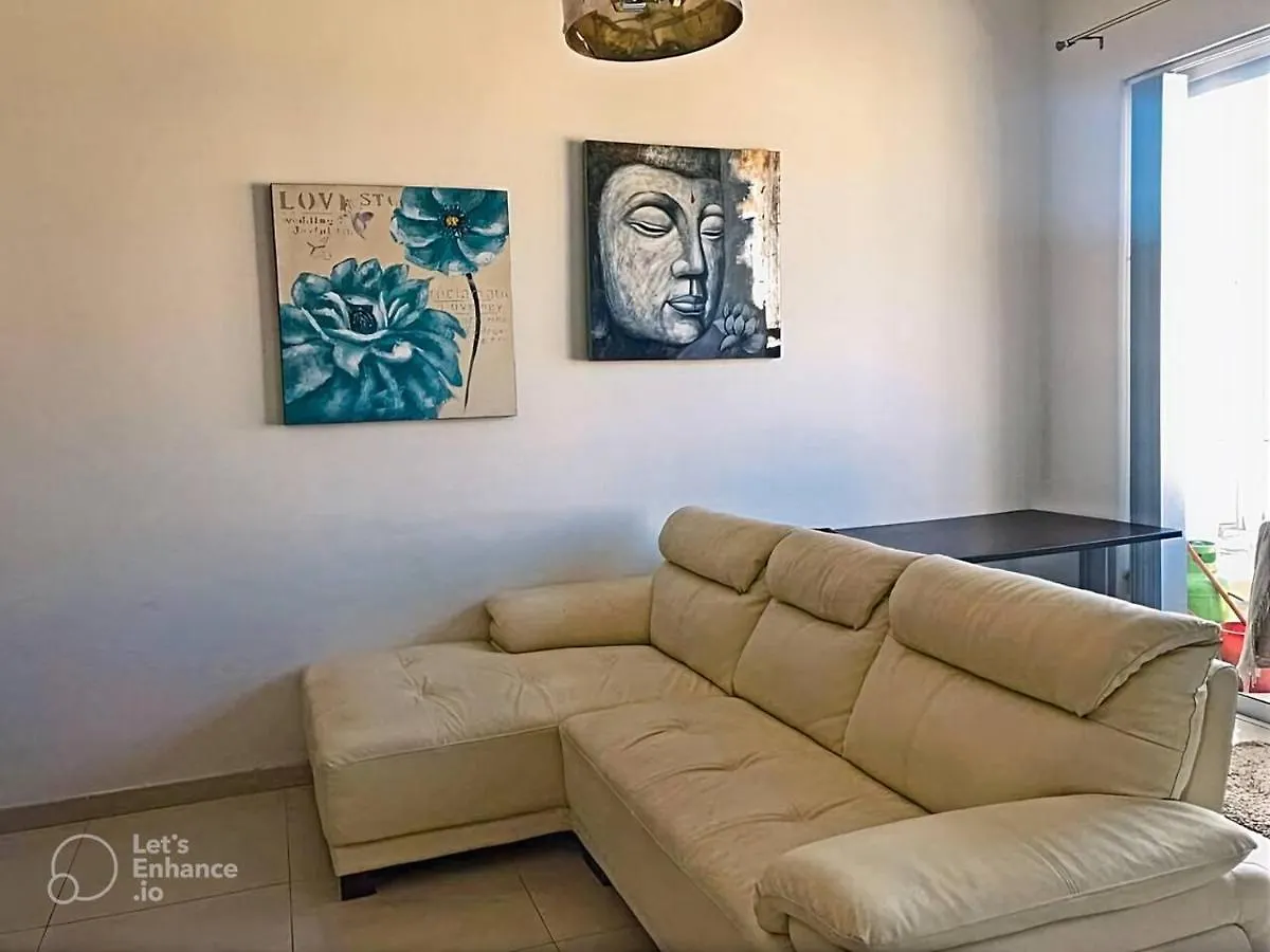 Remarkable 2-Bed Apartment In St Julians Сент Джулианс 0*,